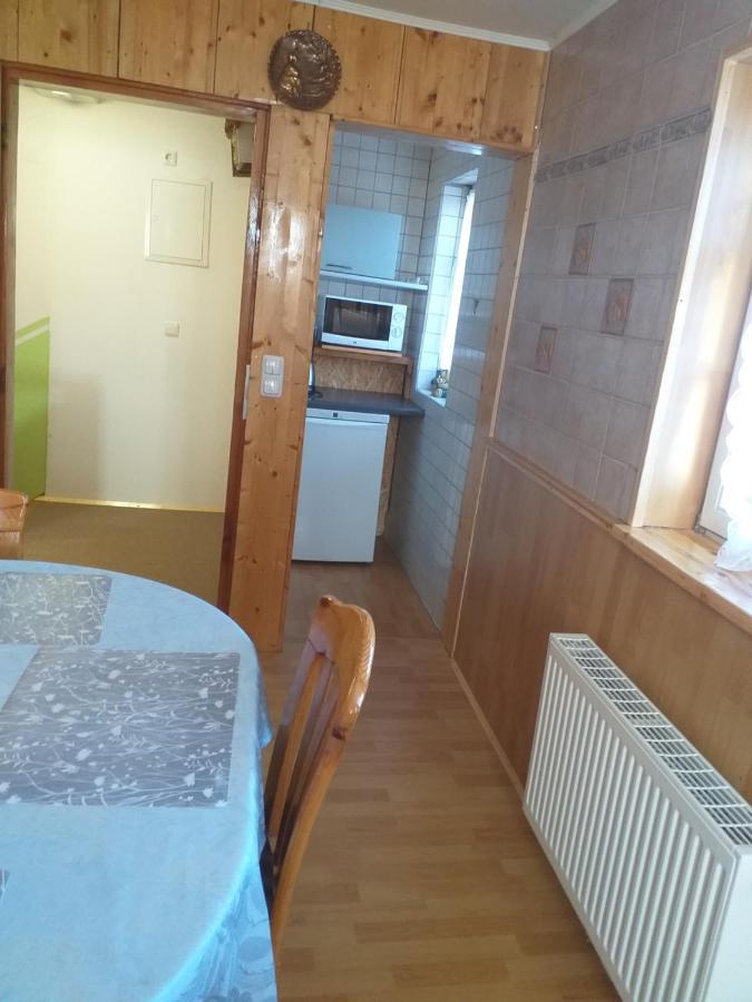Ferienwohnung Leon Heldburg エクステリア 写真