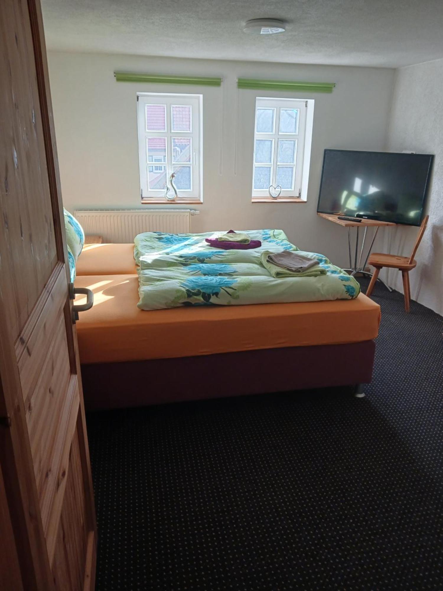Ferienwohnung Leon Heldburg エクステリア 写真